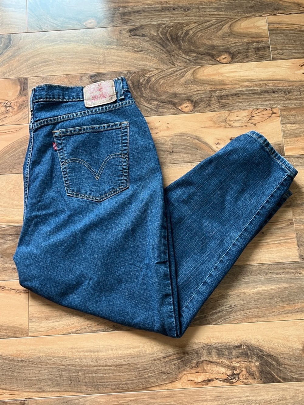 Levis 550 Womens Size 20 Relaxed Fit Tapered Leg Stretch Jeans 29 Inseam